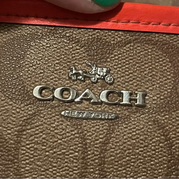 Coach purse/wallet - Picture 7 of 7